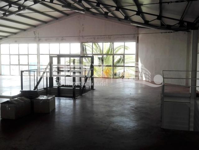 Nave en venta en Lucena, Andalucía