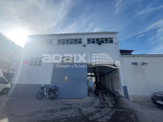 Nave en venta en Lucena, Andalucía