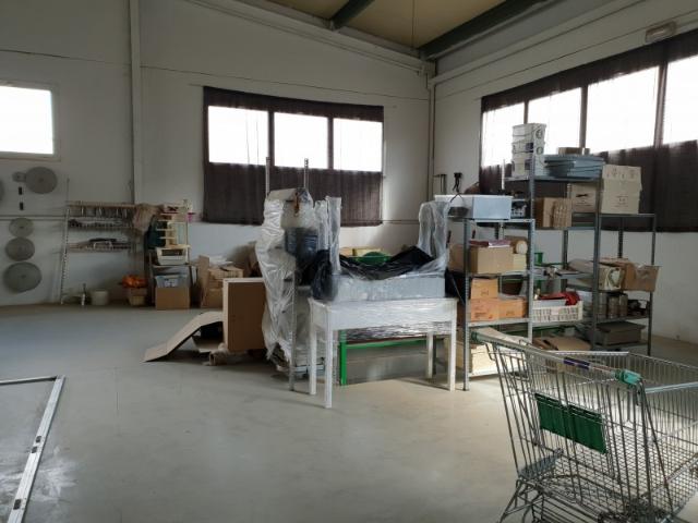 Nave en venta en Lucena, Andalucía