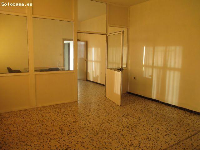 Nave en venta en Teruel