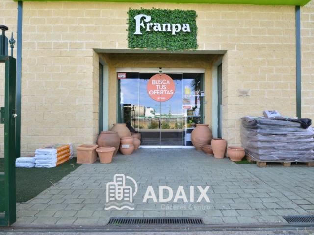 Nave en venta en Casar De Cáceres, Extremadura
