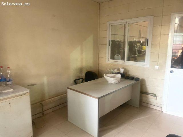 Nave en venta en Cerro-Amate, Sevilla