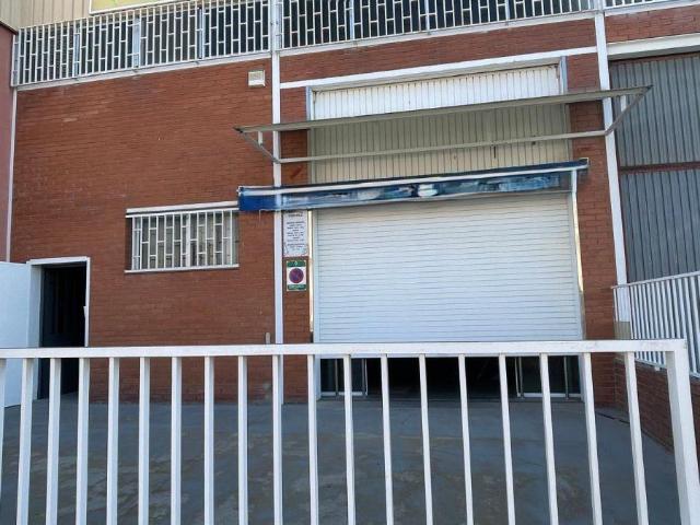 Nave en venta en Reus