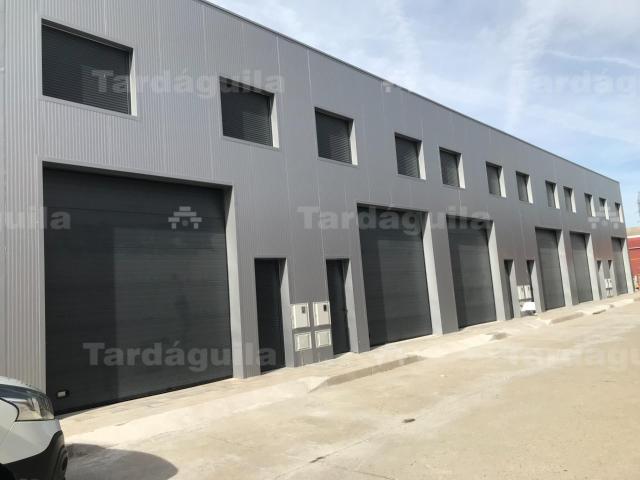 Local Comercial en alquiler en Villares De La Reina, Polígono Industrial Los Villares