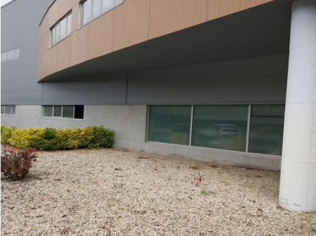 Nave en venta en Fabás, Vigo