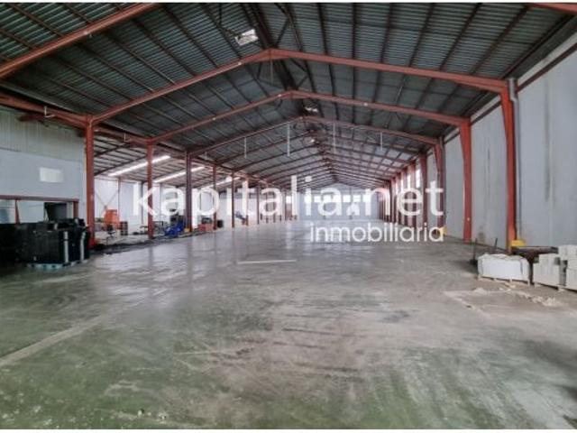 Nave en venta en Montaverner, Valencia