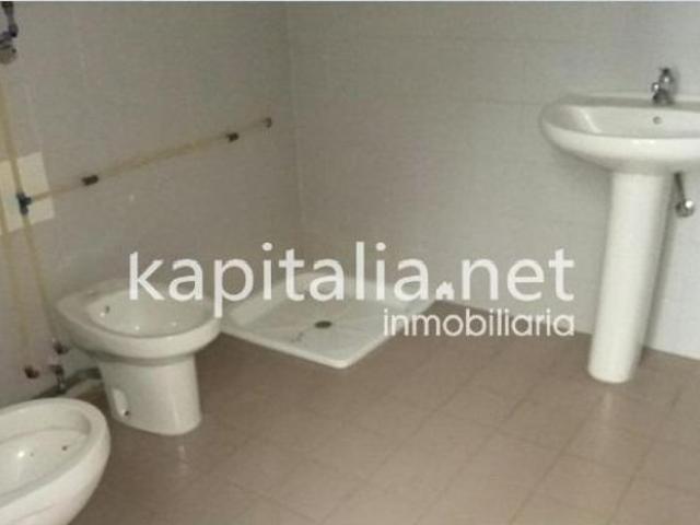 Nave en venta en Ontinyent, Valencia