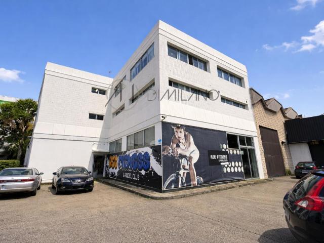 Nave en venta en Navia, Vigo
