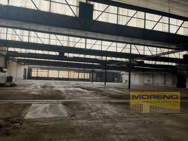 Nave en venta en Sarria