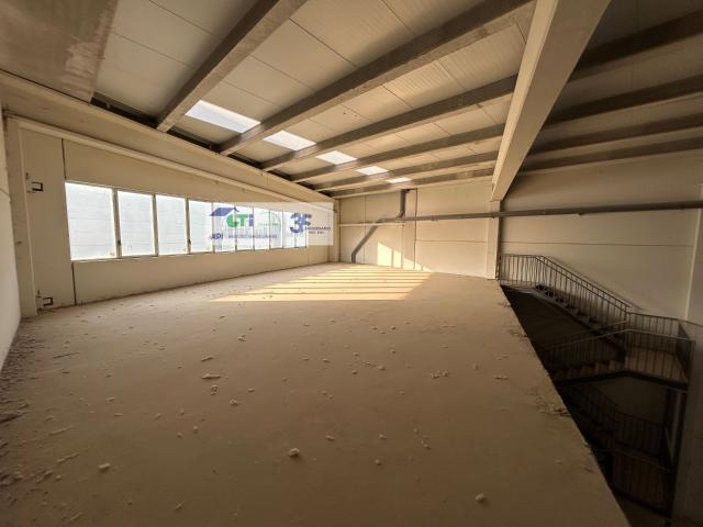 Local Comercial en venta en Distrito Rural, Zaragoza