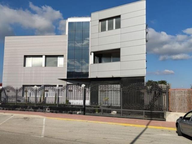 Nave en alquiler en Valencia