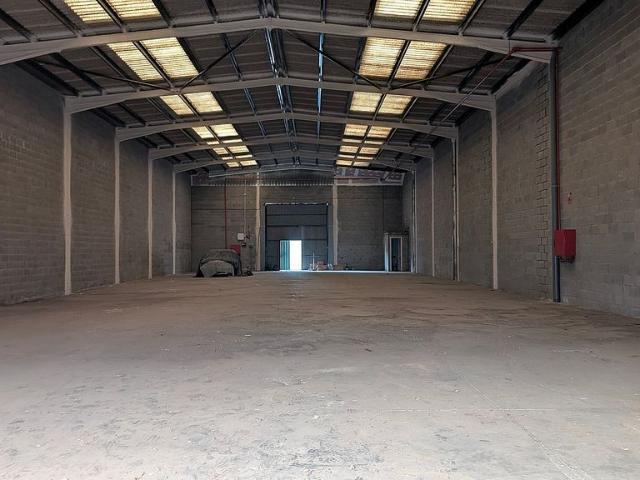 Nave en alquiler en Abrera