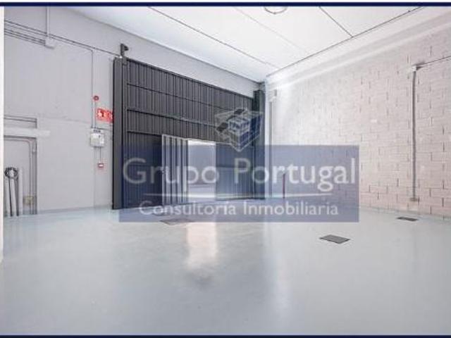 Nave en alquiler en Alcobendas