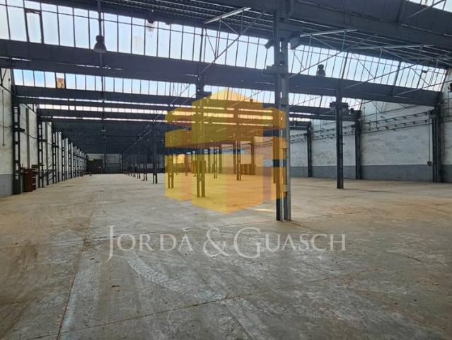 Nave en alquiler en Cornellà De Llobregat, Centre