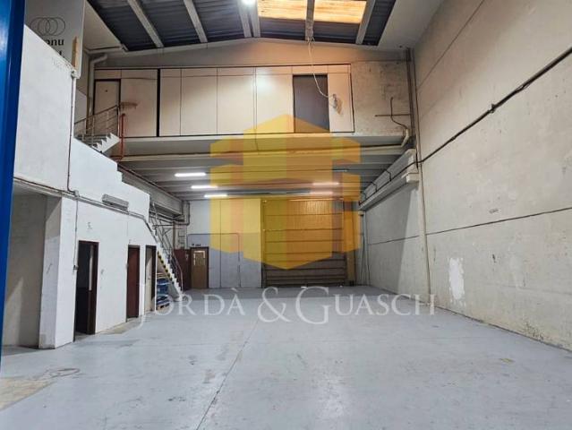 Nave en alquiler en Cornellà De Llobregat, Centre