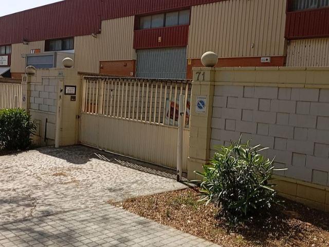 Nave en alquiler en Districte 3, Barcelonès