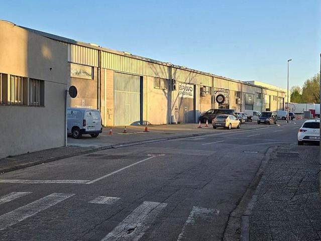 Nave en alquiler en Girona