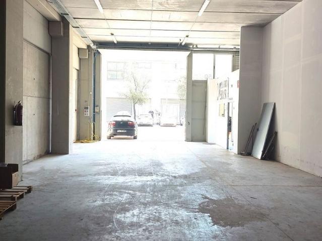 Nave en alquiler en Districte 3, Barcelonès
