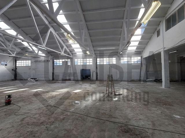 Nave en alquiler en Cerdanyola Del Vallès, Serraperera