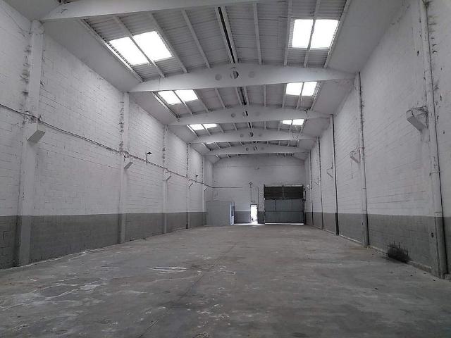 Nave en alquiler en Sils
