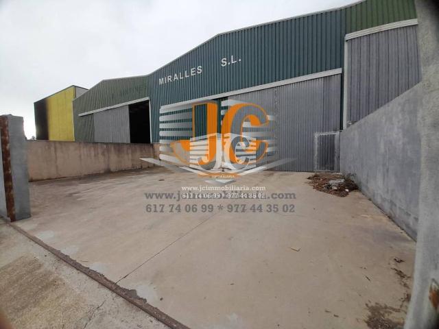 Nave en alquiler en Camarles
