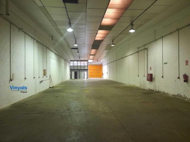 Nave en alquiler en Canovelles