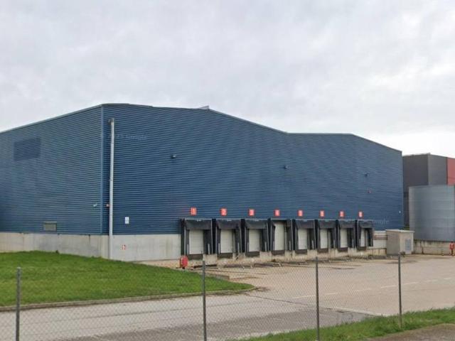 Nave en alquiler en Celrà, Girona