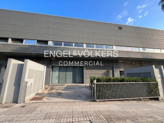 Nave en alquiler en Centre, Badalona