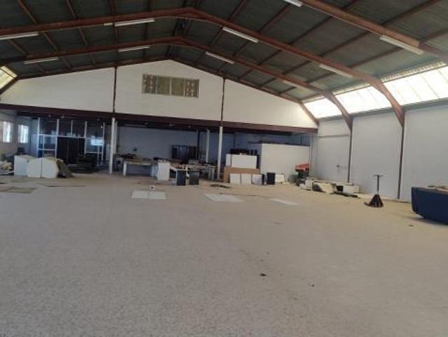 Nave en alquiler en Crevillent