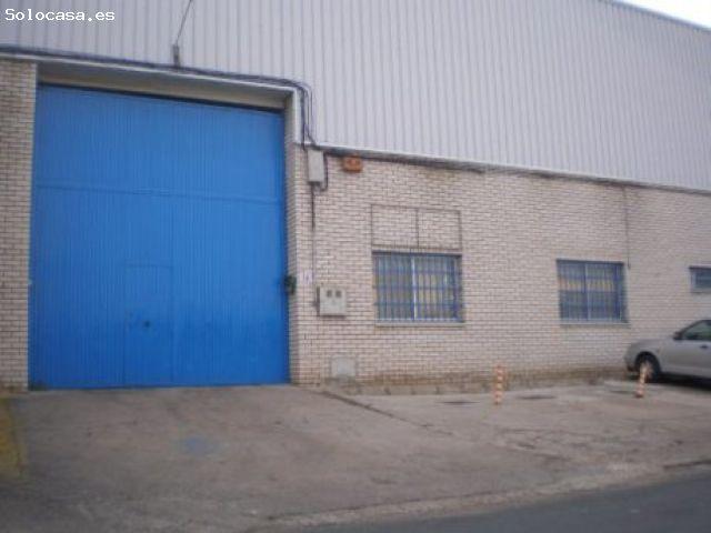 Nave en venta en Dos Hermanas, Andalucía