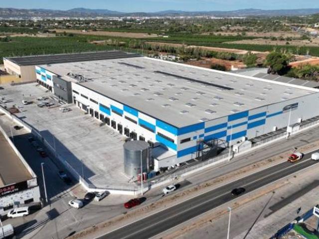 Nave en alquiler en Abrera