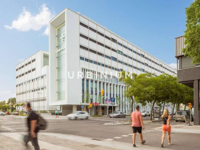 Nave en alquiler en Girona