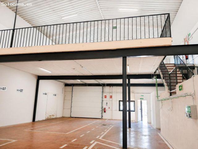 Nave en venta en Córdoba, Andalucía