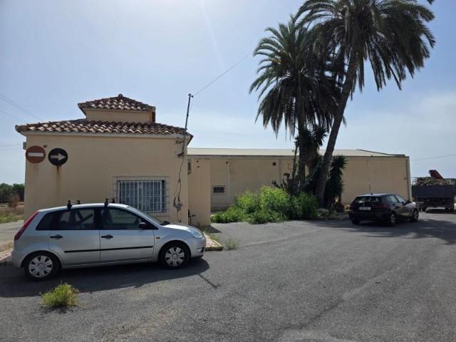 Nave en alquiler en Elche