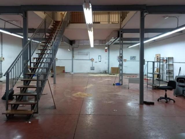 Nave en alquiler en Elche