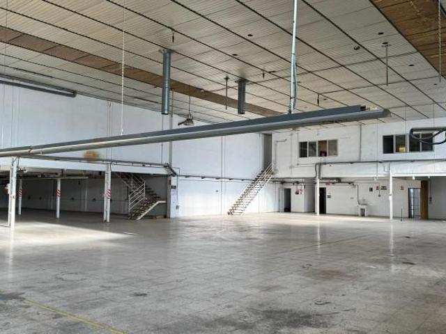 Nave en alquiler en Elda