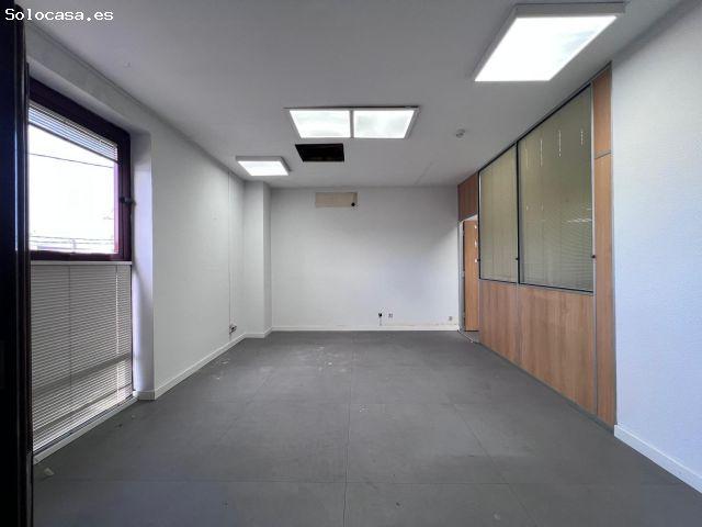 Nave en venta en Llanera, Asturias