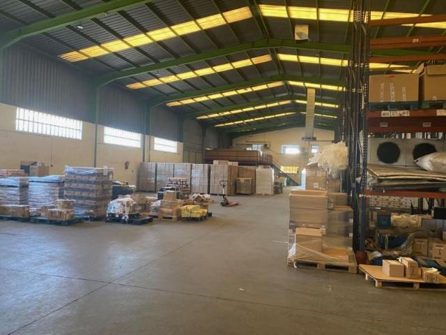 Nave en alquiler en Llanera