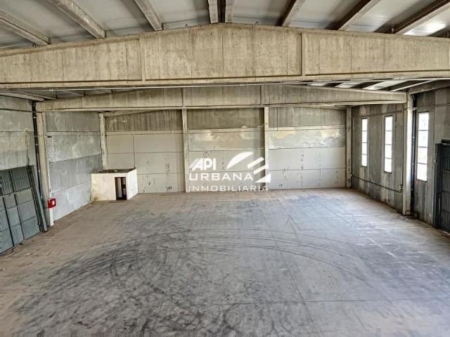Nave en alquiler en Lucena, Andalucía