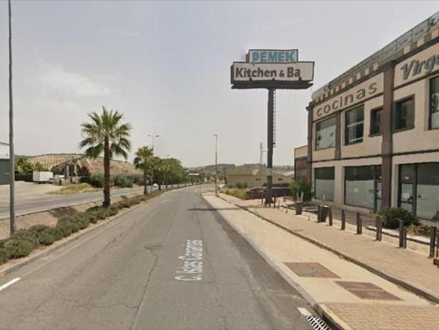Nave en alquiler en Lucena, Andalucía