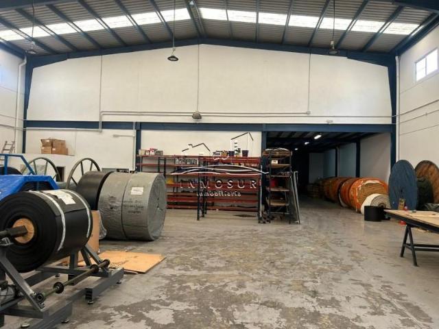 Nave en alquiler en Lucena