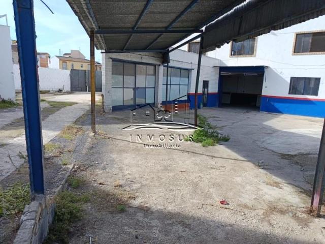 Nave en alquiler en Zona 1 (el Valle y Dehesa de la Villa), Lucena