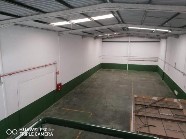 Nave en alquiler en Mairena Del Aljarafe