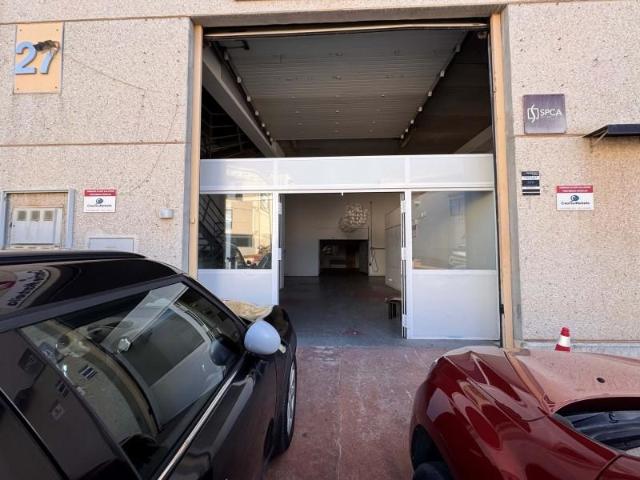 Nave en alquiler en Marbella
