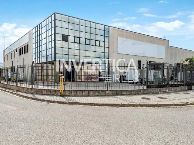 Nave en alquiler en Montcada Centre, Montcada I Reixac