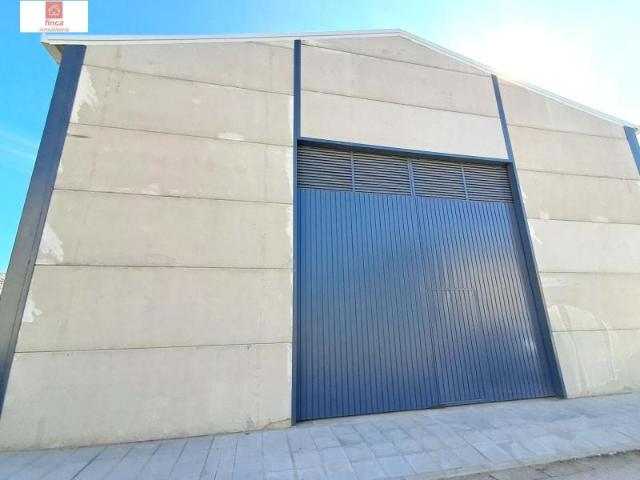 Nave en alquiler en Montijo