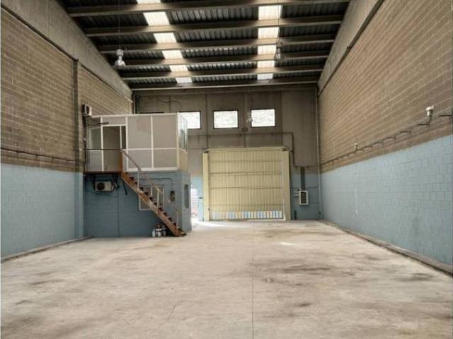 Nave en alquiler en Montornès Centre, Vallès Oriental