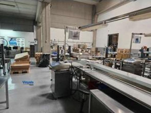 Nave en alquiler en Montornès Del Vallès