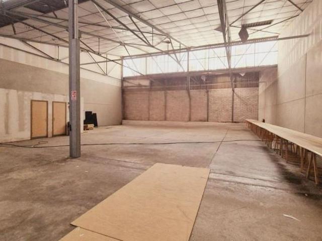 Nave en alquiler en Ourense, A Ponte
