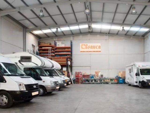 Nave en alquiler en Palomares Del Río, Sevilla